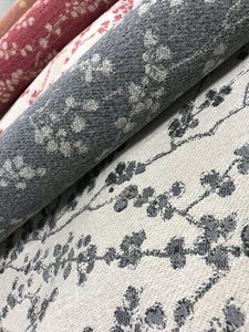 Print Fabric vs. Jacquard Fabric