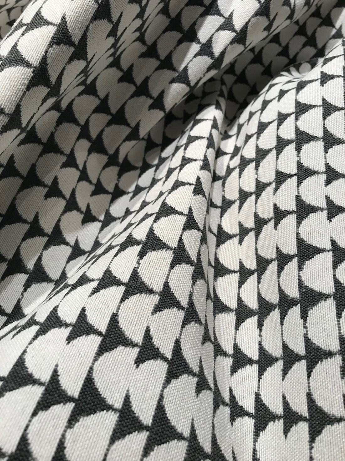 Brentwood Textiles Geometric Pattern